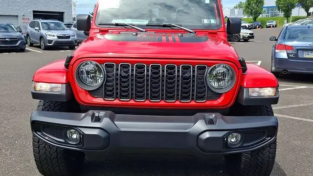 2025 Jeep Gladiator NightHawk