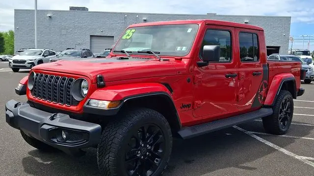 2025 Jeep Gladiator NightHawk