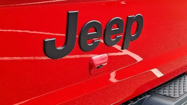 2025 Jeep Gladiator NightHawk