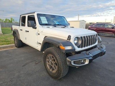 Photo of a 2025 Jeep Gladiator 4X4 Big Bear 4DR Crew Cab 5.0 FT. SB for sale