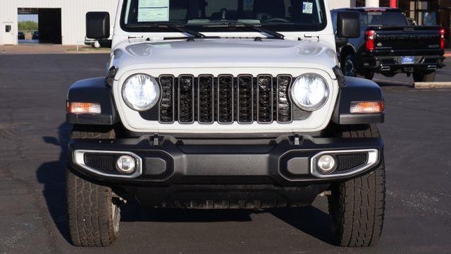 2025 Jeep Gladiator Big Bear