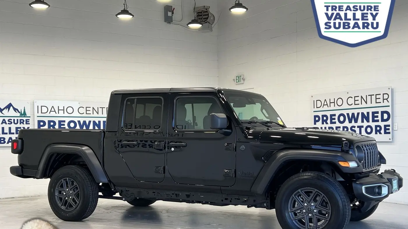 Preowned 2025 Jeep Gladiator Sport S for Sale
