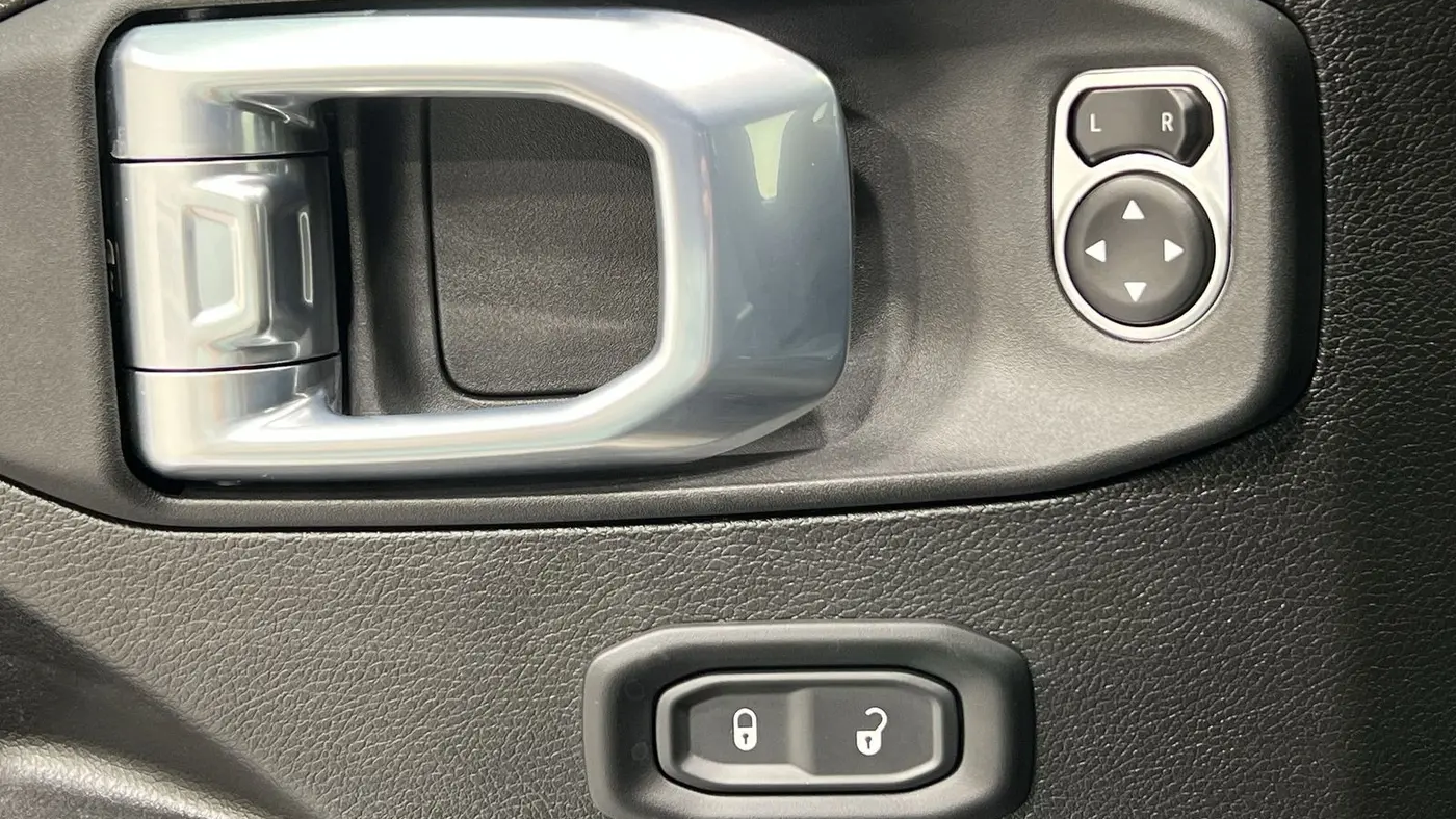 2025 Jeep Gladiator Sport S