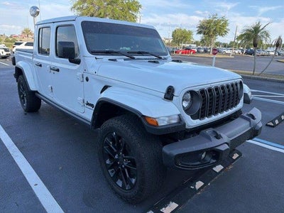 Photo of a 2025 Jeep Gladiator 4X4 Big Bear 4DR Crew Cab 5.0 FT. SB for sale