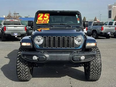 2025 Jeep Gladiator 4X4 Nighthawk 4DR Crew Cab 5.0 FT. SB