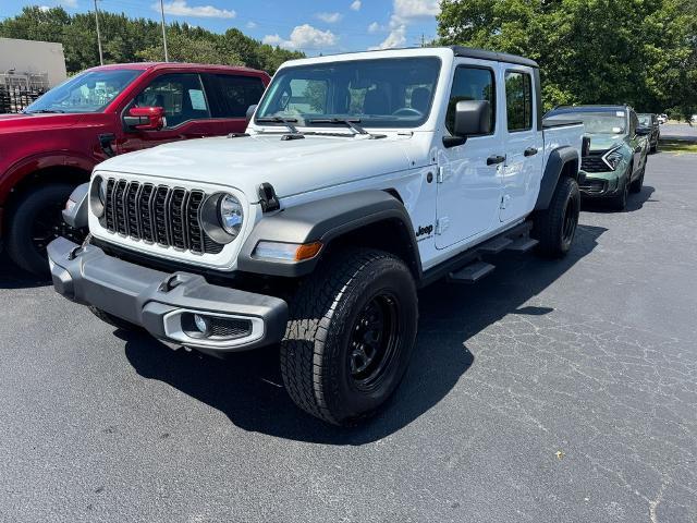 2025 Jeep Gladiator - $35,991