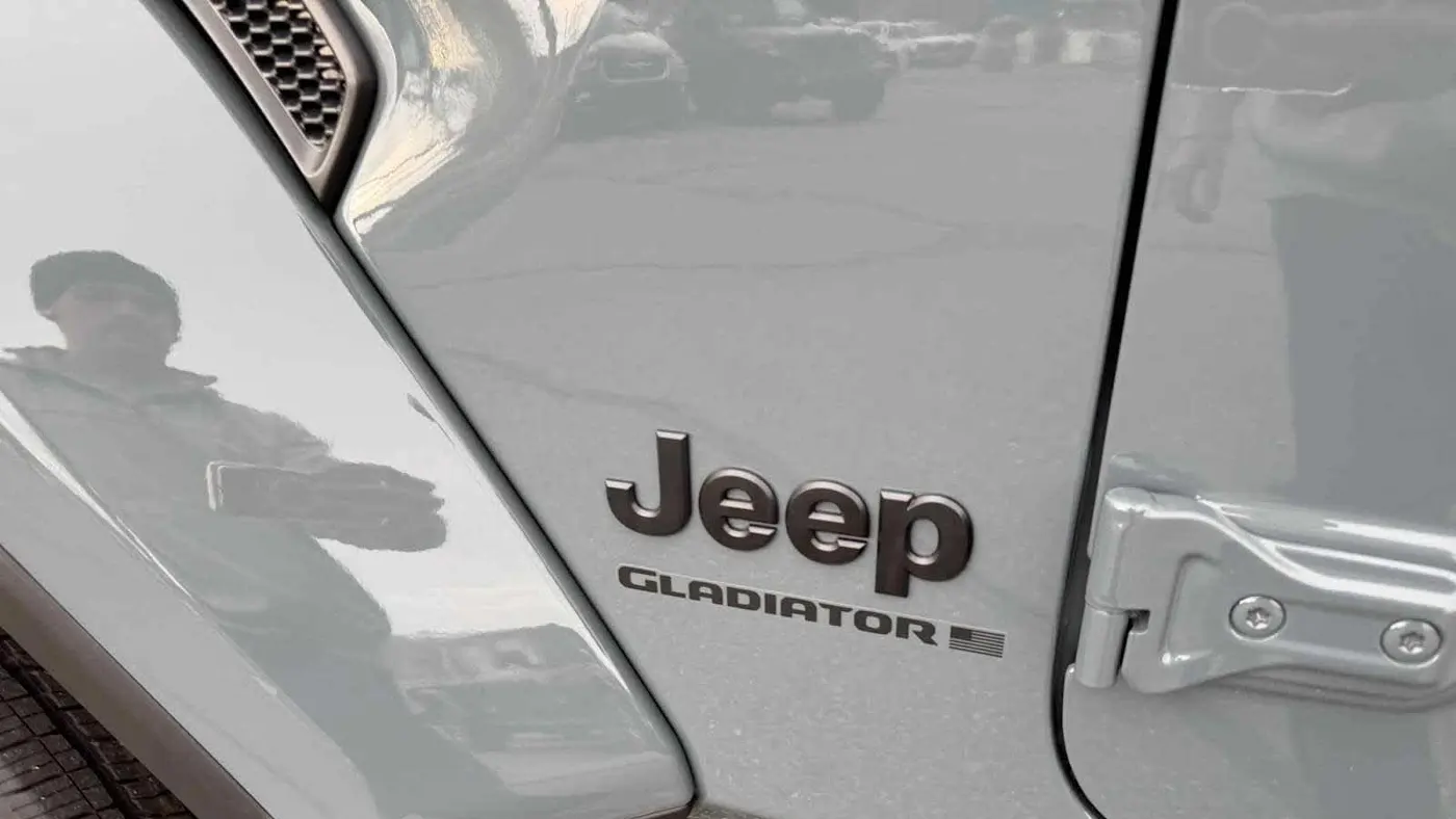 2026 Jeep Gladiator Sport