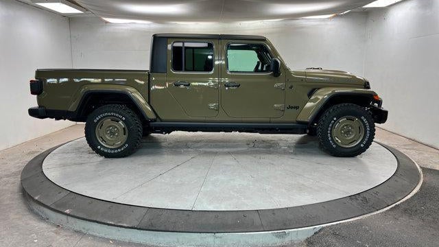 2026 Jeep Gladiator Willys