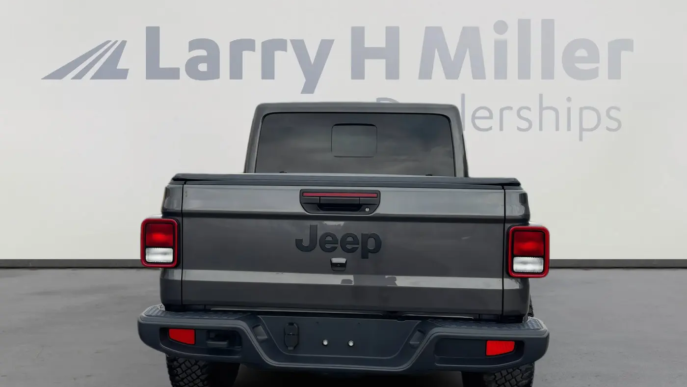 2025 Jeep Gladiator Big Bear