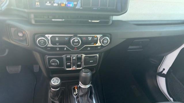2025 Jeep Gladiator Big Bear