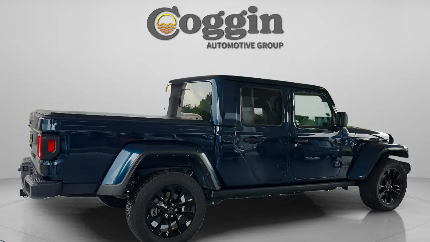 2025 Jeep Gladiator Willys