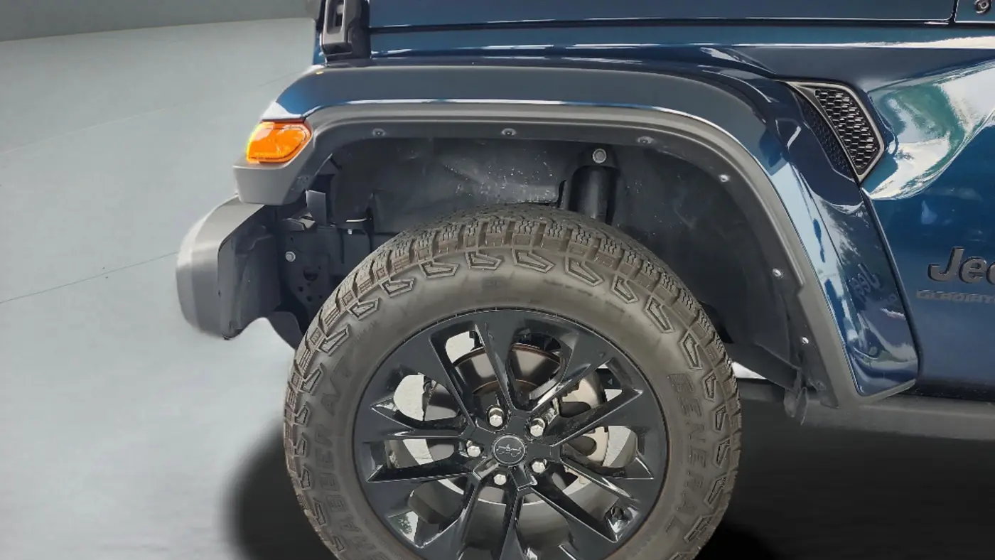 2025 Jeep Gladiator Willys
