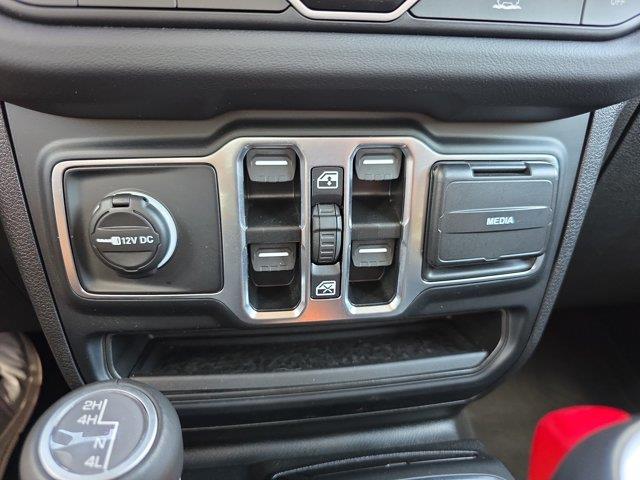 2025 Jeep Gladiator - $39,500