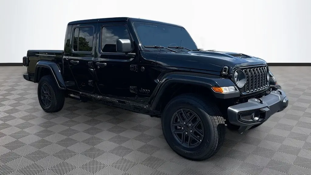 2025 Jeep Gladiator Sport S