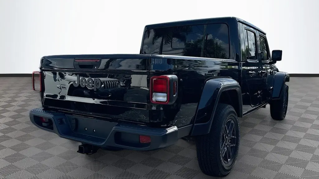 2025 Jeep Gladiator Sport S