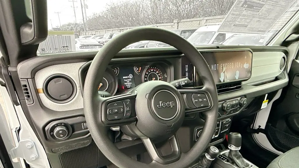 2026 Jeep Gladiator Sport