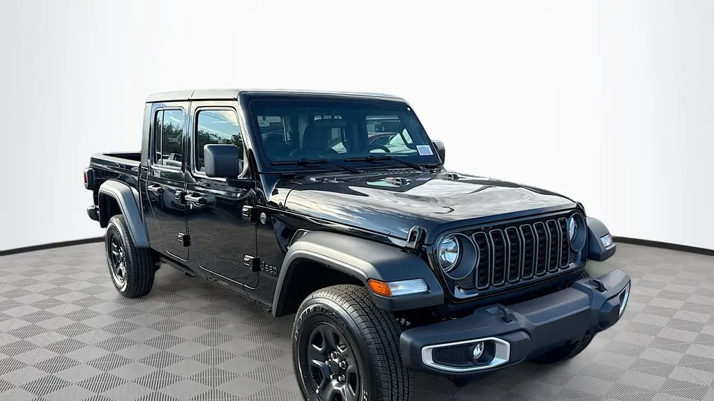 2026 Jeep Gladiator Sport