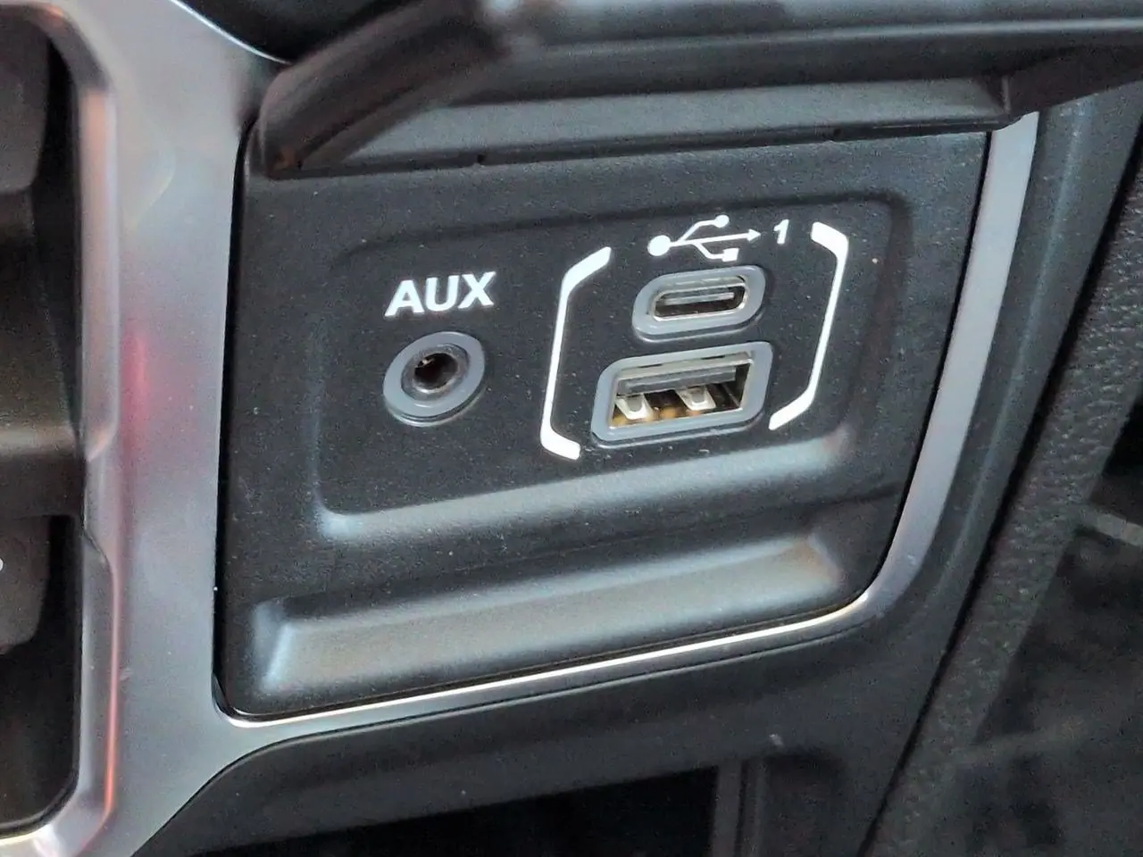 2026 Jeep Gladiator - $37,194