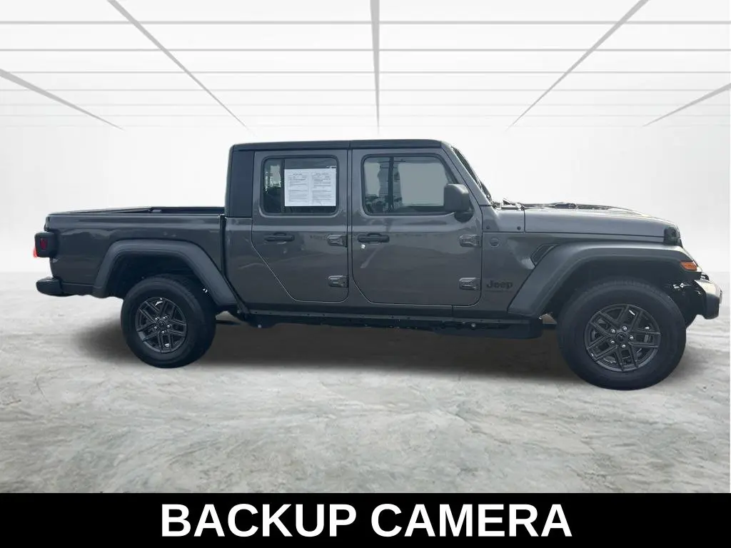 2026 Jeep Gladiator - $35,900