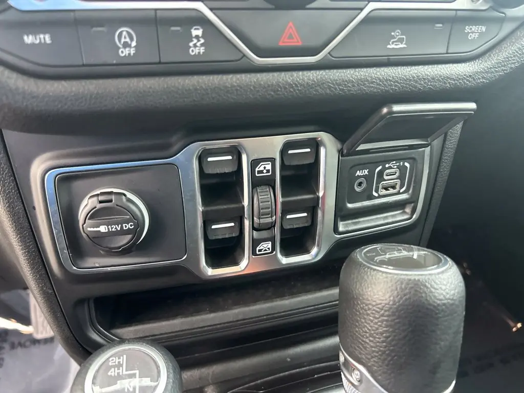 2026 Jeep Gladiator - $35,900