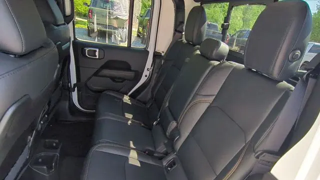 2026 Jeep Gladiator Sahara