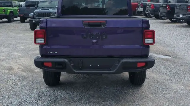 2026 Jeep Gladiator Sport
