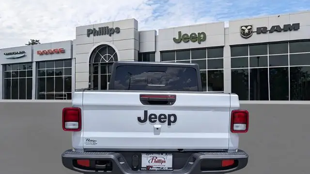 2026 Jeep Gladiator Sport