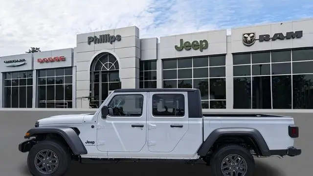 2026 Jeep Gladiator Sport