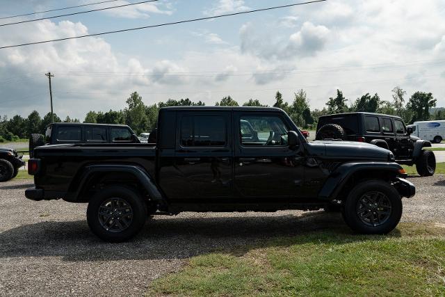 2025 Jeep Gladiator - $38,988