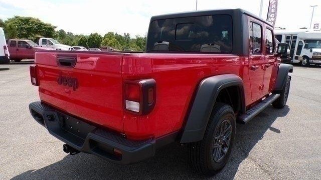 2025 Jeep Gladiator Big Bear