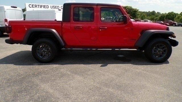 2025 Jeep Gladiator Big Bear