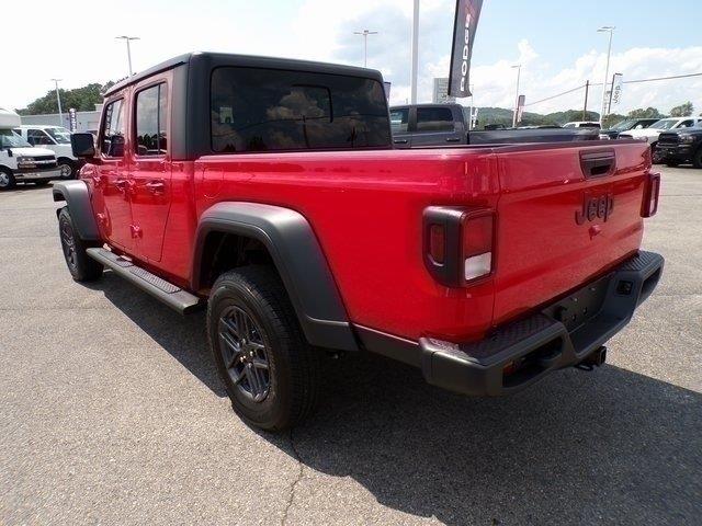 2025 Jeep Gladiator - $39,998