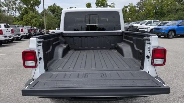 2026 Jeep Gladiator Sahara