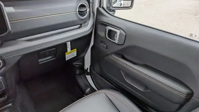 2026 Jeep Gladiator Sahara