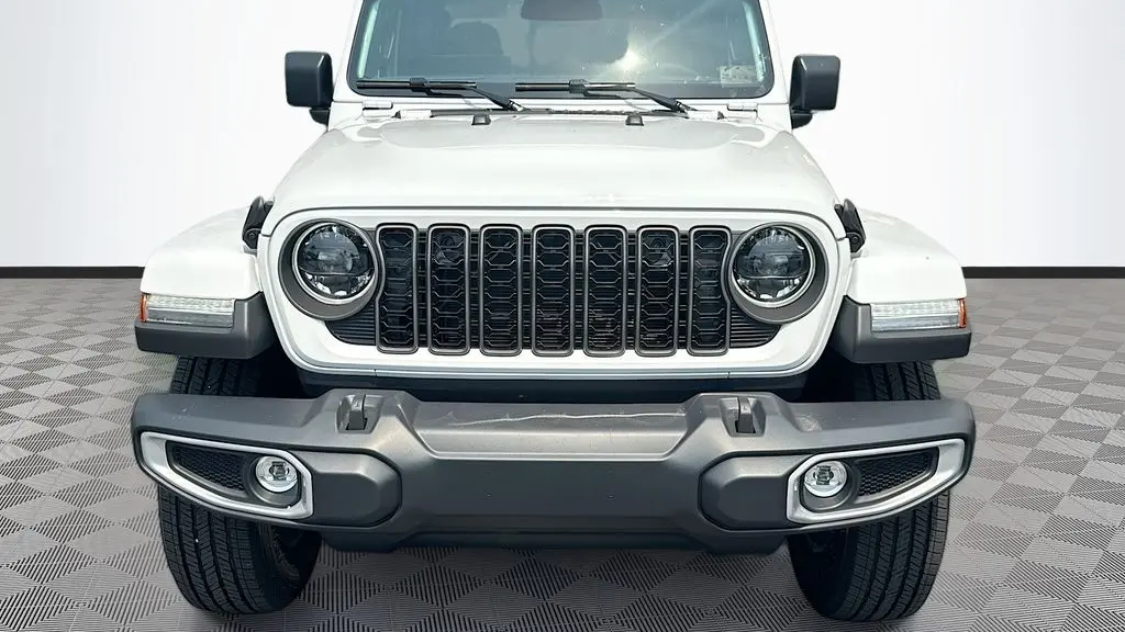2026 Jeep Gladiator Sahara