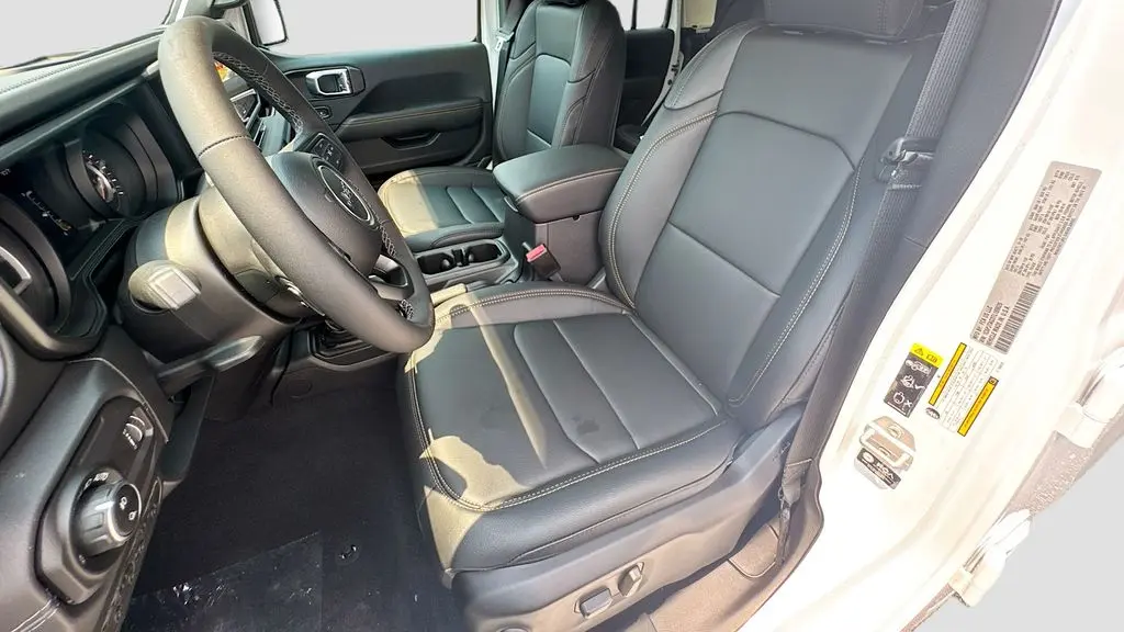 2026 Jeep Gladiator Sahara