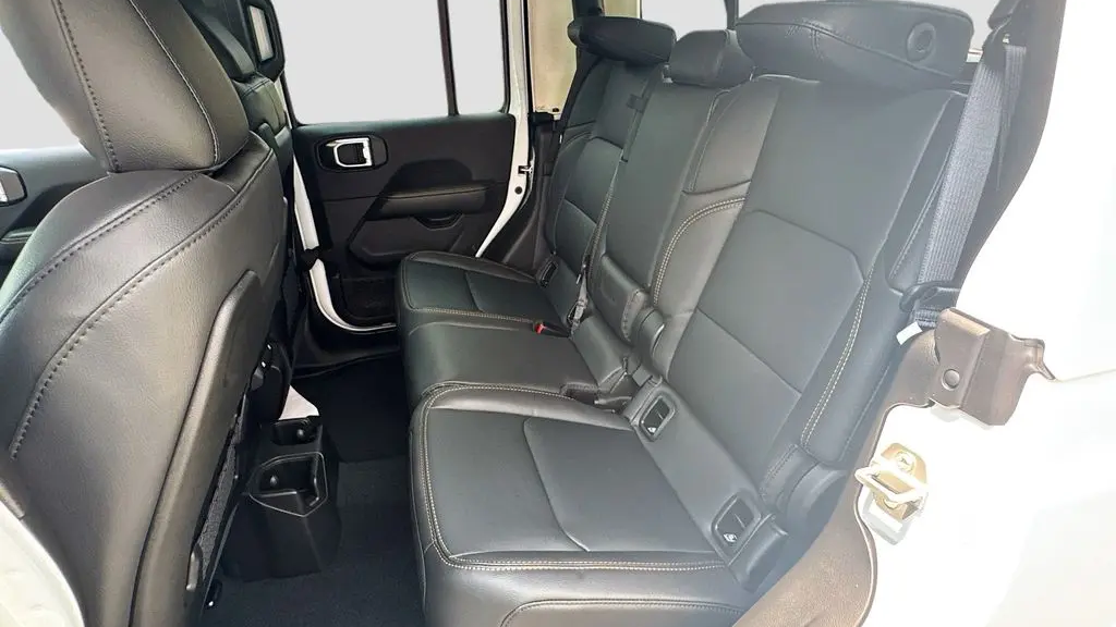 2026 Jeep Gladiator Sahara