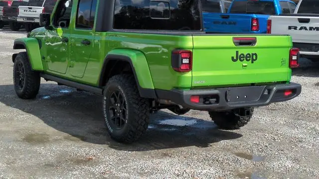 2026 Jeep Gladiator Willys