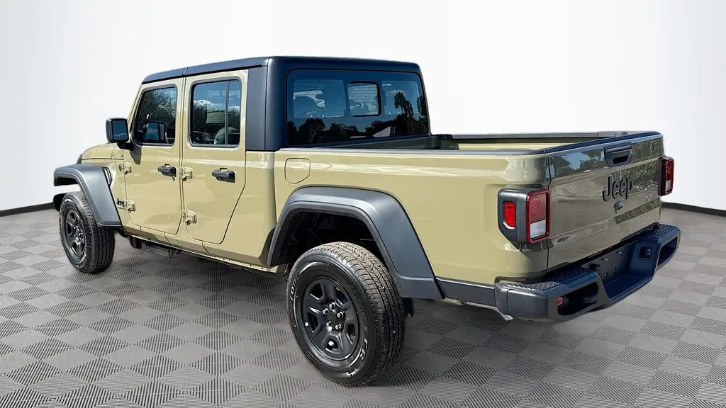 2026 Jeep Gladiator Sport