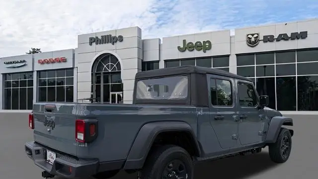 2026 Jeep Gladiator Sport