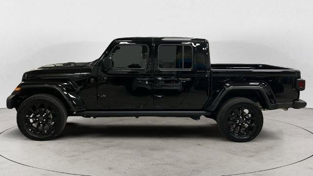 2025 Jeep Gladiator Big Bear