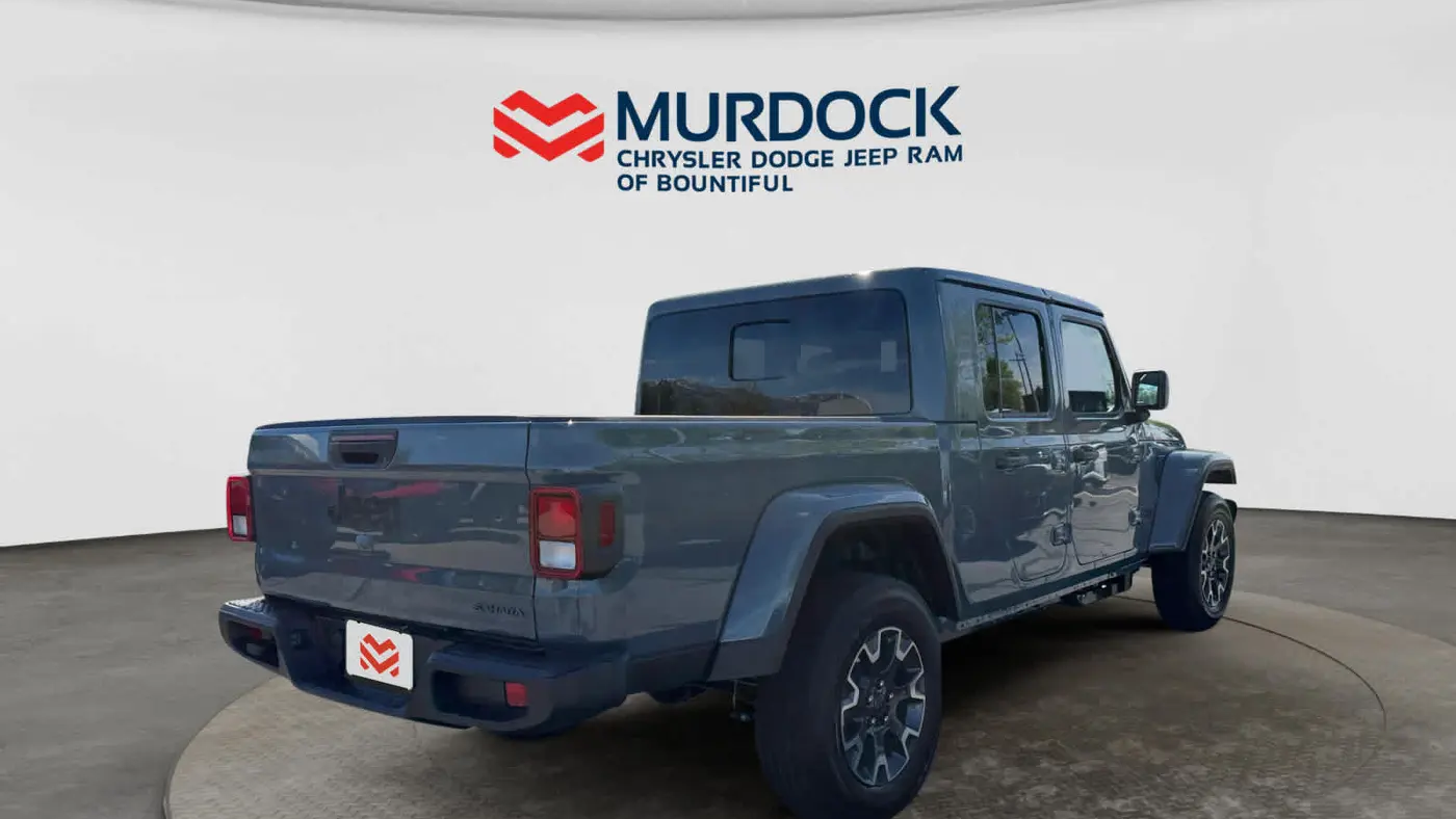 2026 Jeep Gladiator Sahara