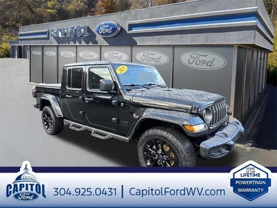 2025 Jeep Gladiator 4X4 Sport 4DR Crew Cab 5.0 FT. SB
