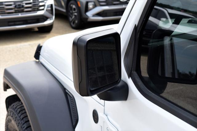 2025 Jeep Gladiator - $32,128