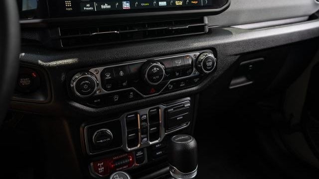 2025 Jeep Gladiator Big Bear