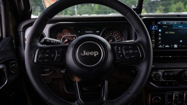 2025 Jeep Gladiator Big Bear