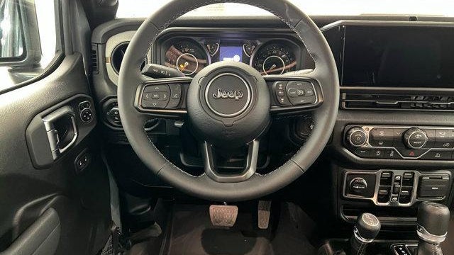 2025 Jeep Gladiator Sport S
