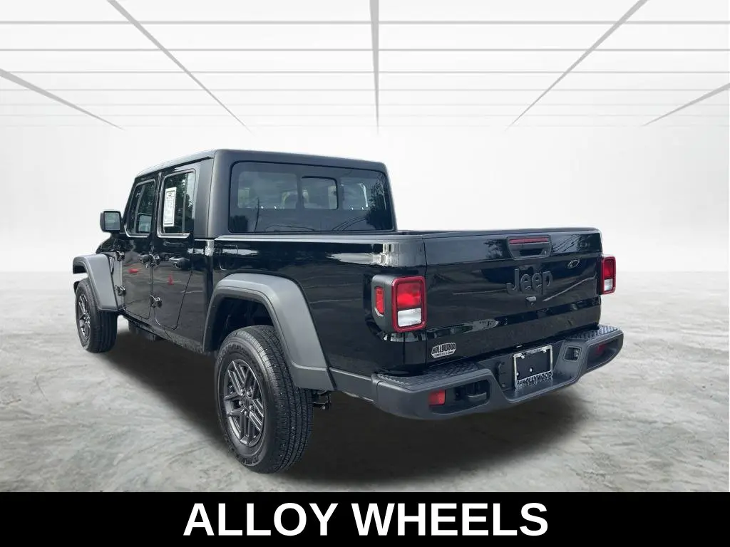2026 Jeep Gladiator - $35,962
