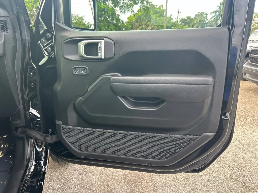 2026 Jeep Gladiator - $35,962