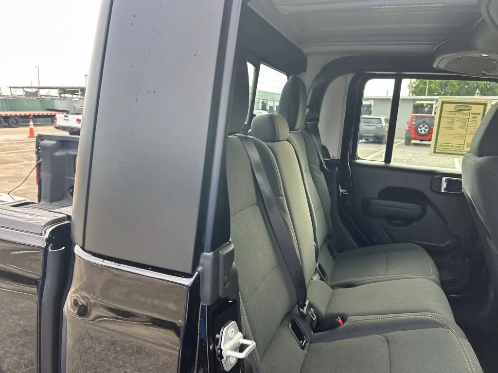 2026 Jeep Gladiator - $35,962
